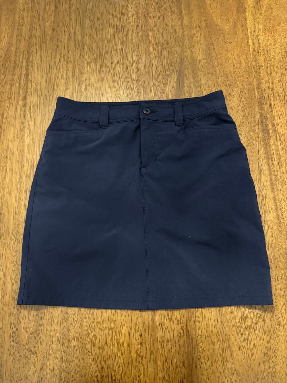Eddie Bauer Women’s Size 2 Navy Blue Athletic Skort w/ Built-In Shorts